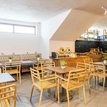 Casa Blue Hotel, Philian And 3* Skiathos Town