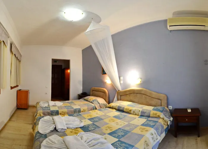 Casa Blue Hotel, Philian And 3*