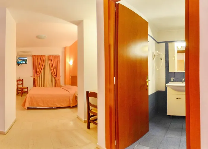 Casa Blue Hotel, Philian And 3*