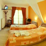 Casa Blue Hotel, Philian And 3*