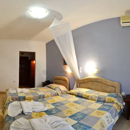 Casa Blue Hotel, Philian And 3*