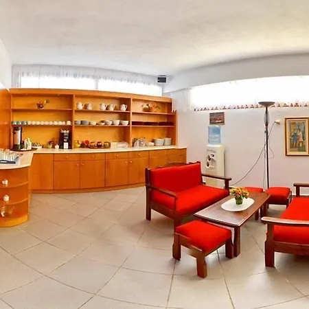 호텔 Casa Blue Hotel, Philian And